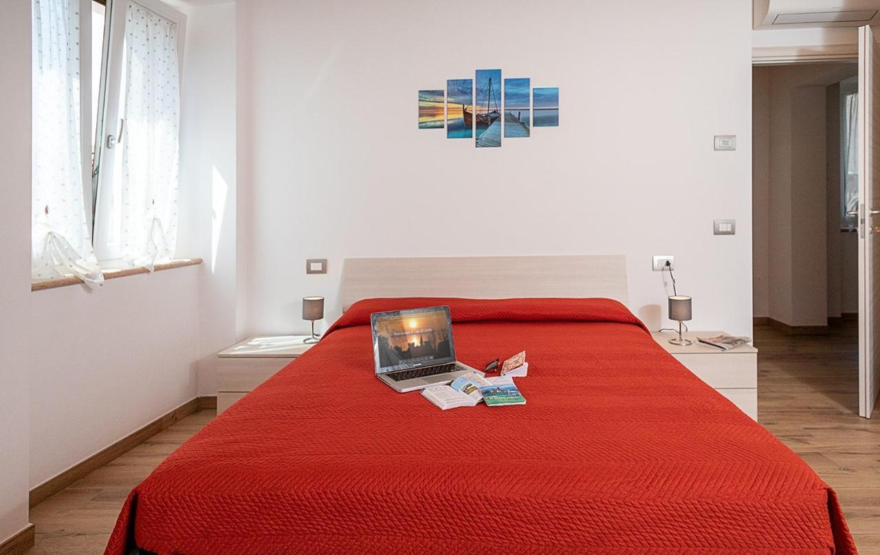 Вилла Casa Rossa - Regarda Travel Бардолино Экстерьер фото