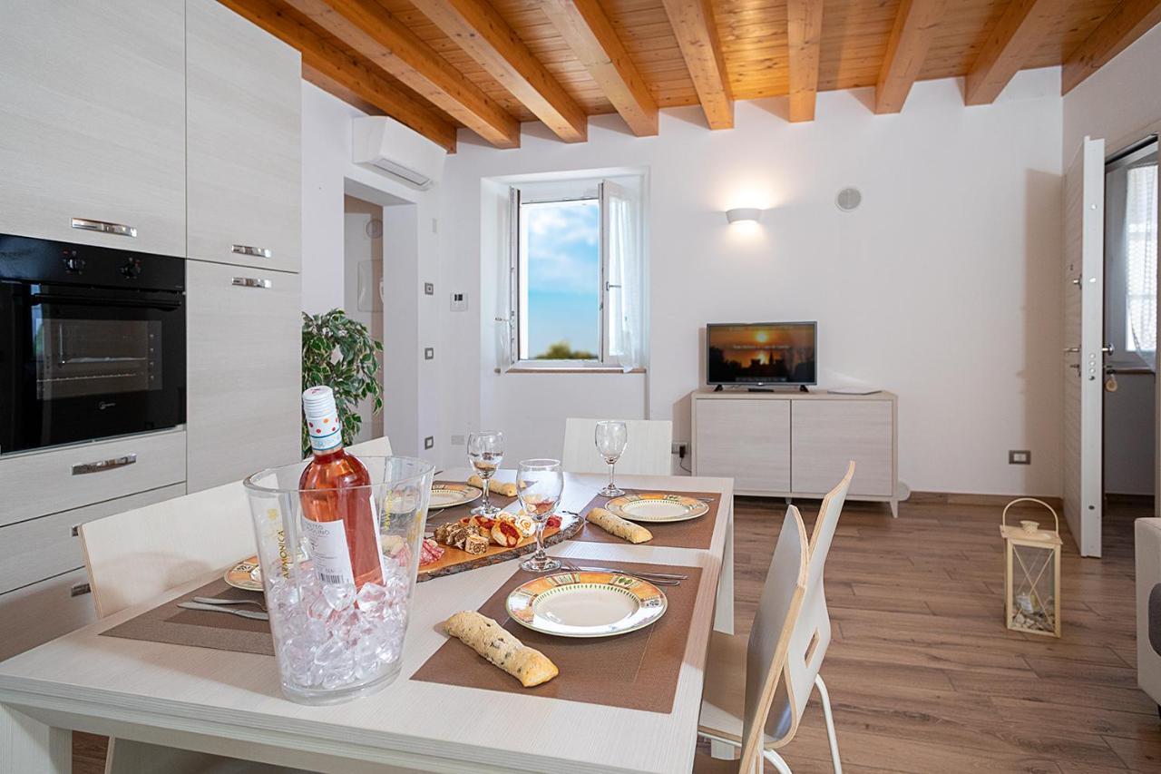 Вилла Casa Rossa - Regarda Travel Бардолино Экстерьер фото