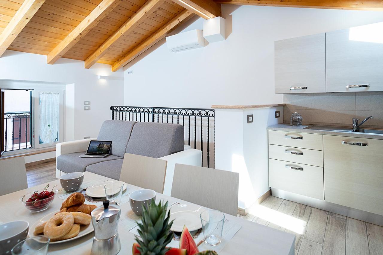 Вилла Casa Rossa - Regarda Travel Бардолино Экстерьер фото