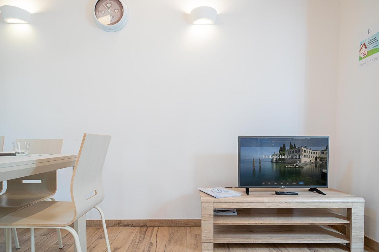 Вилла Casa Rossa - Regarda Travel Бардолино Экстерьер фото